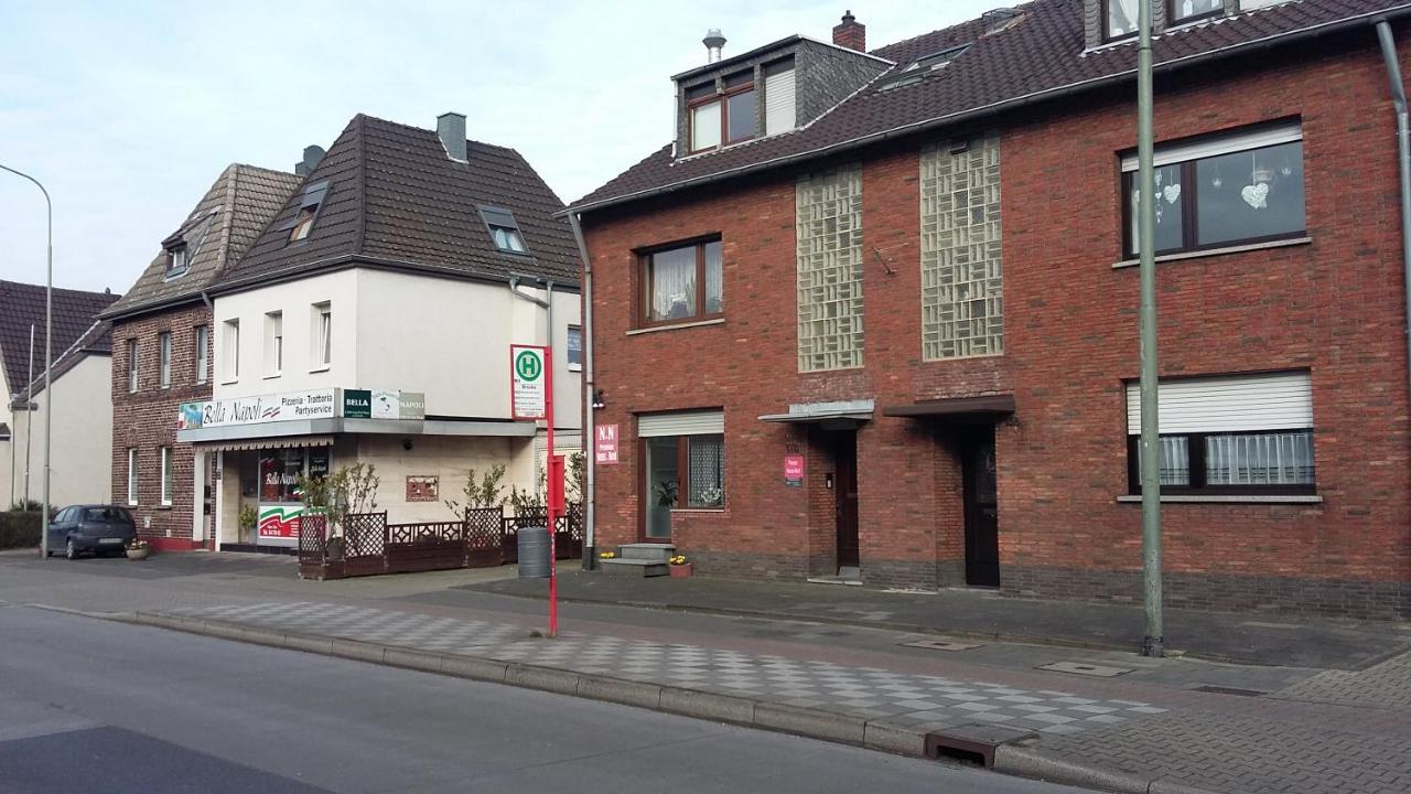 Готель Neuss-Nord Екстер'єр фото